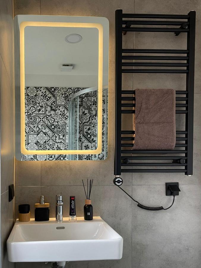 Premium Apartment In Quiet & Historical Area 리가 외부 사진